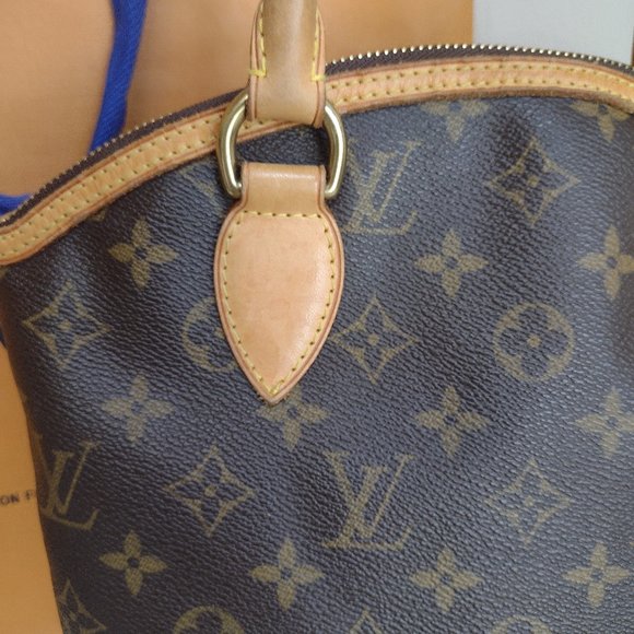π§‘ Cute Louis Vuitton Lock Itπ§‘ - Picture 12 of 13